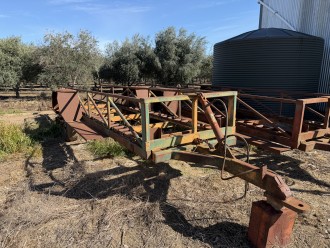 Lot 77
