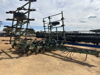 Lot 14